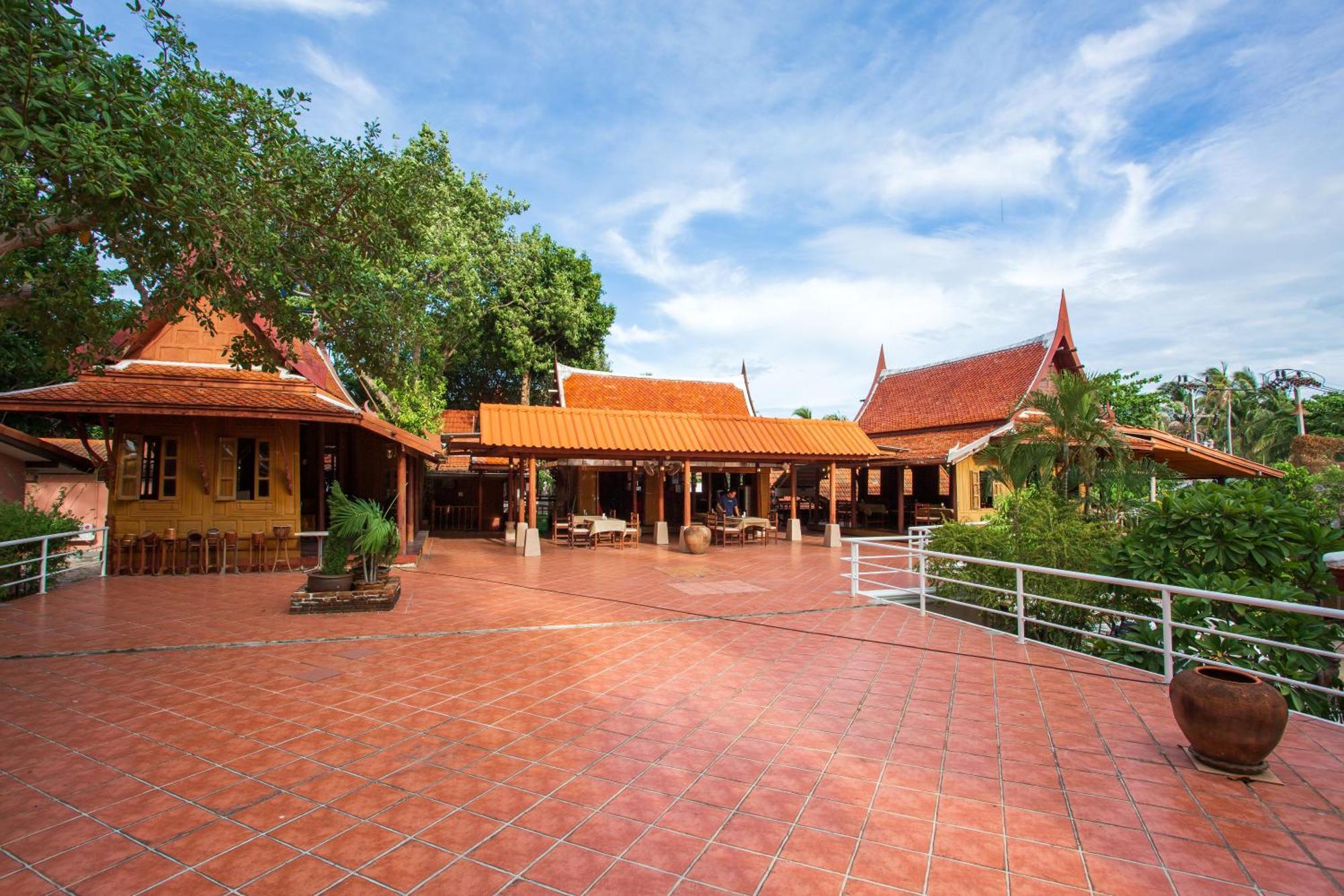 Harry'S Bungalows Mae Nam Exterior photo