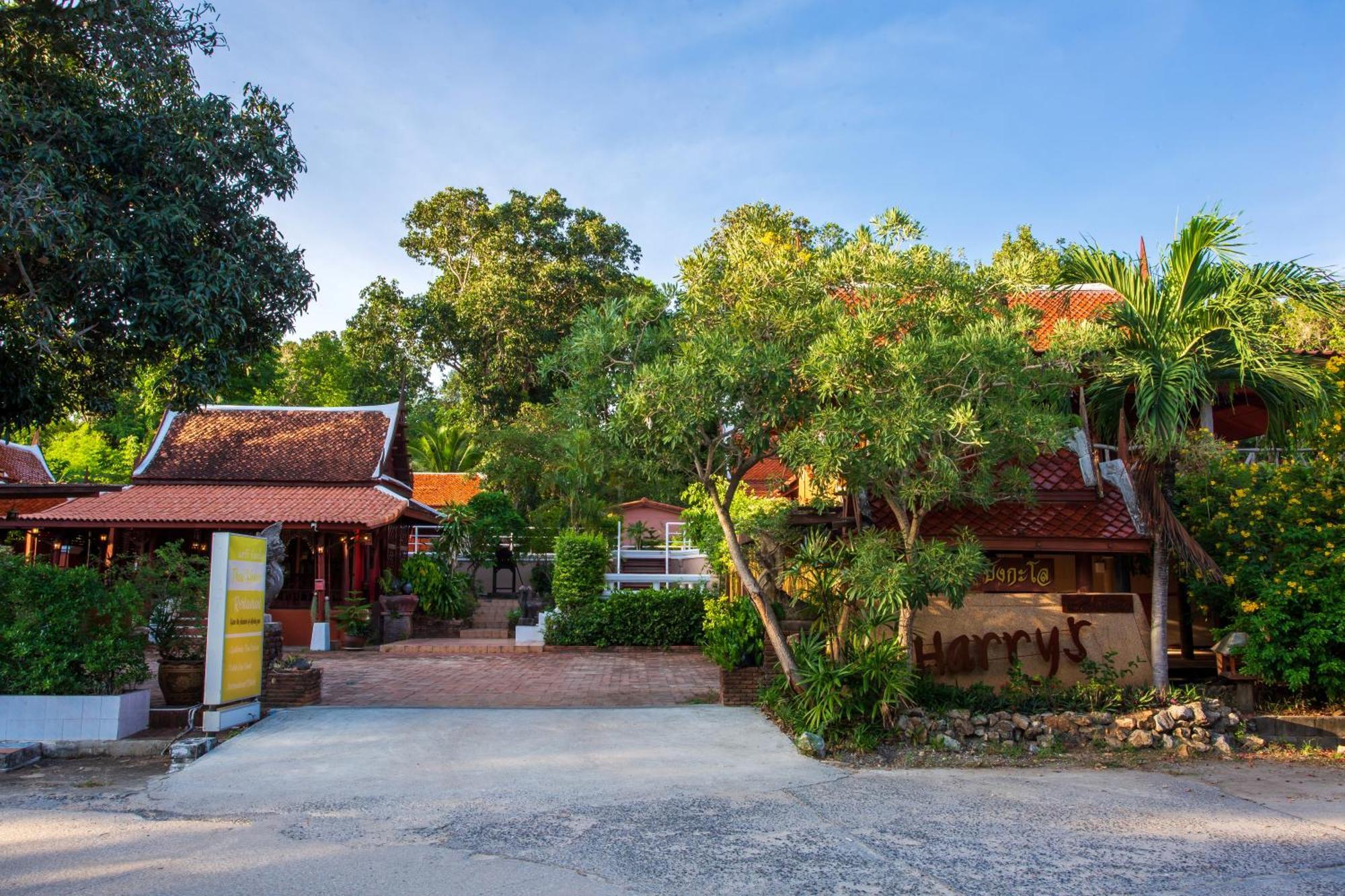 Harry'S Bungalows Mae Nam Exterior photo