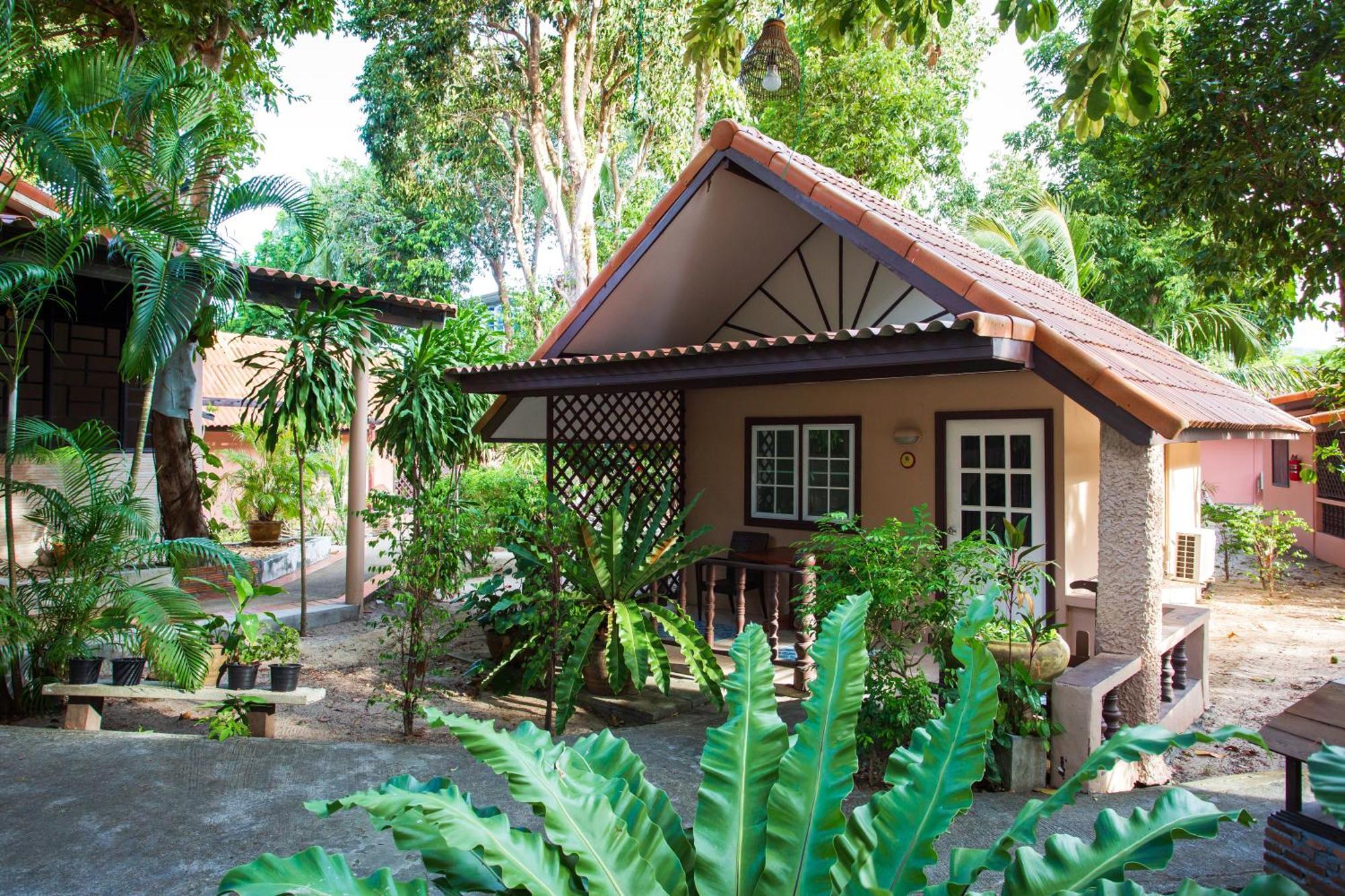 Harry'S Bungalows Mae Nam Exterior photo