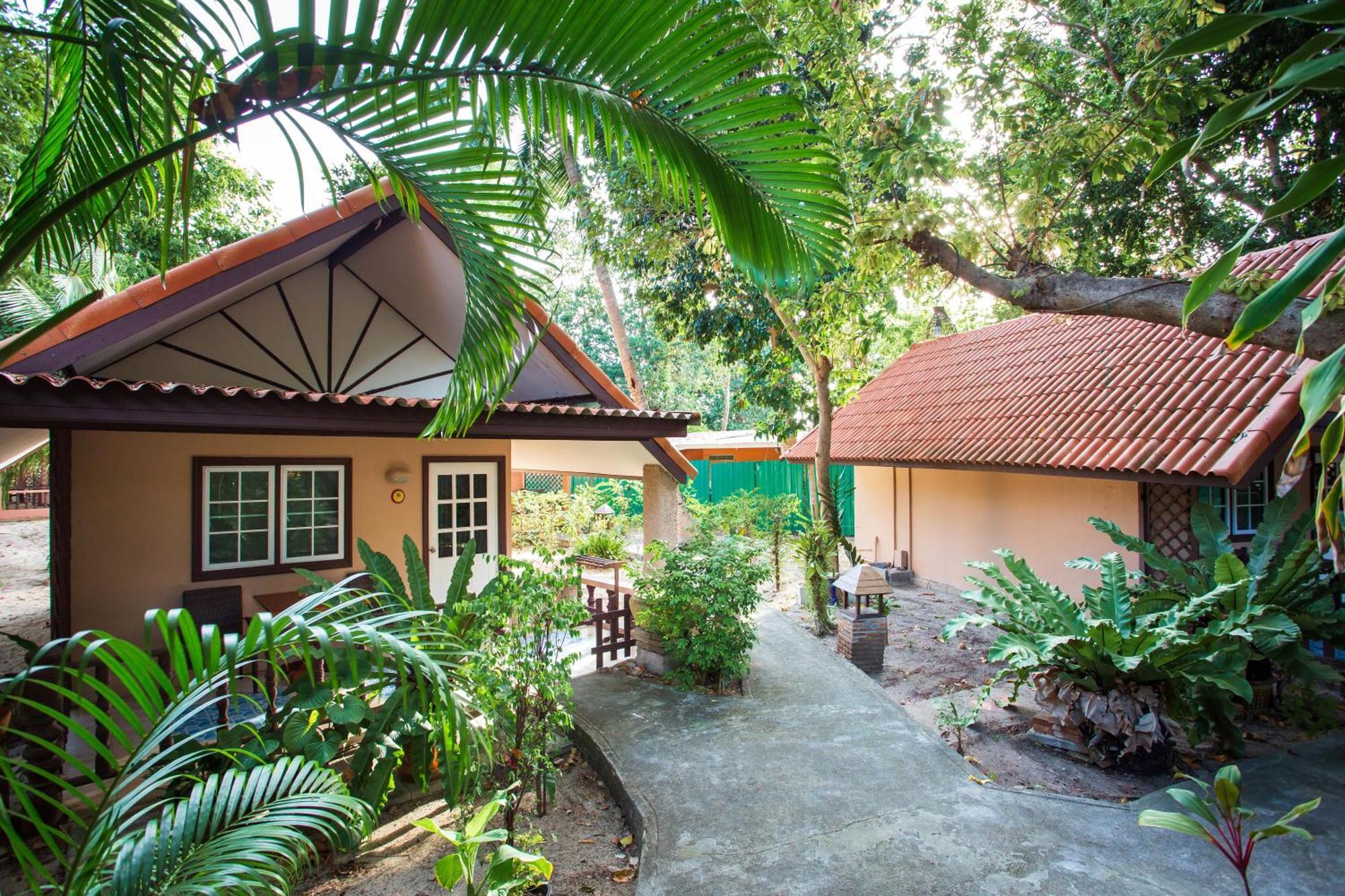 Harry'S Bungalows Mae Nam Exterior photo