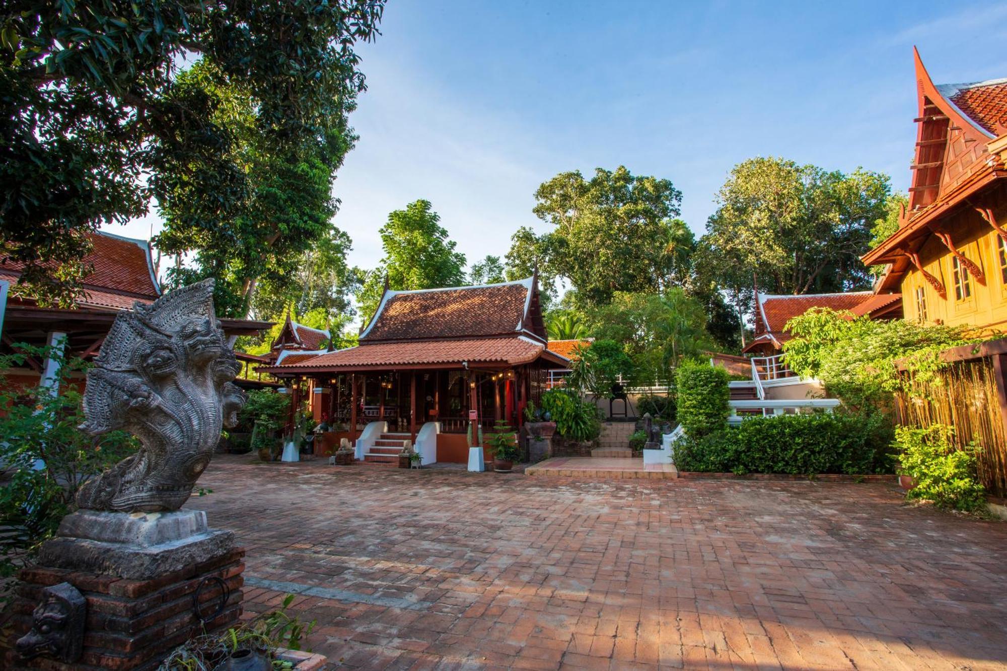 Harry'S Bungalows Mae Nam Exterior photo