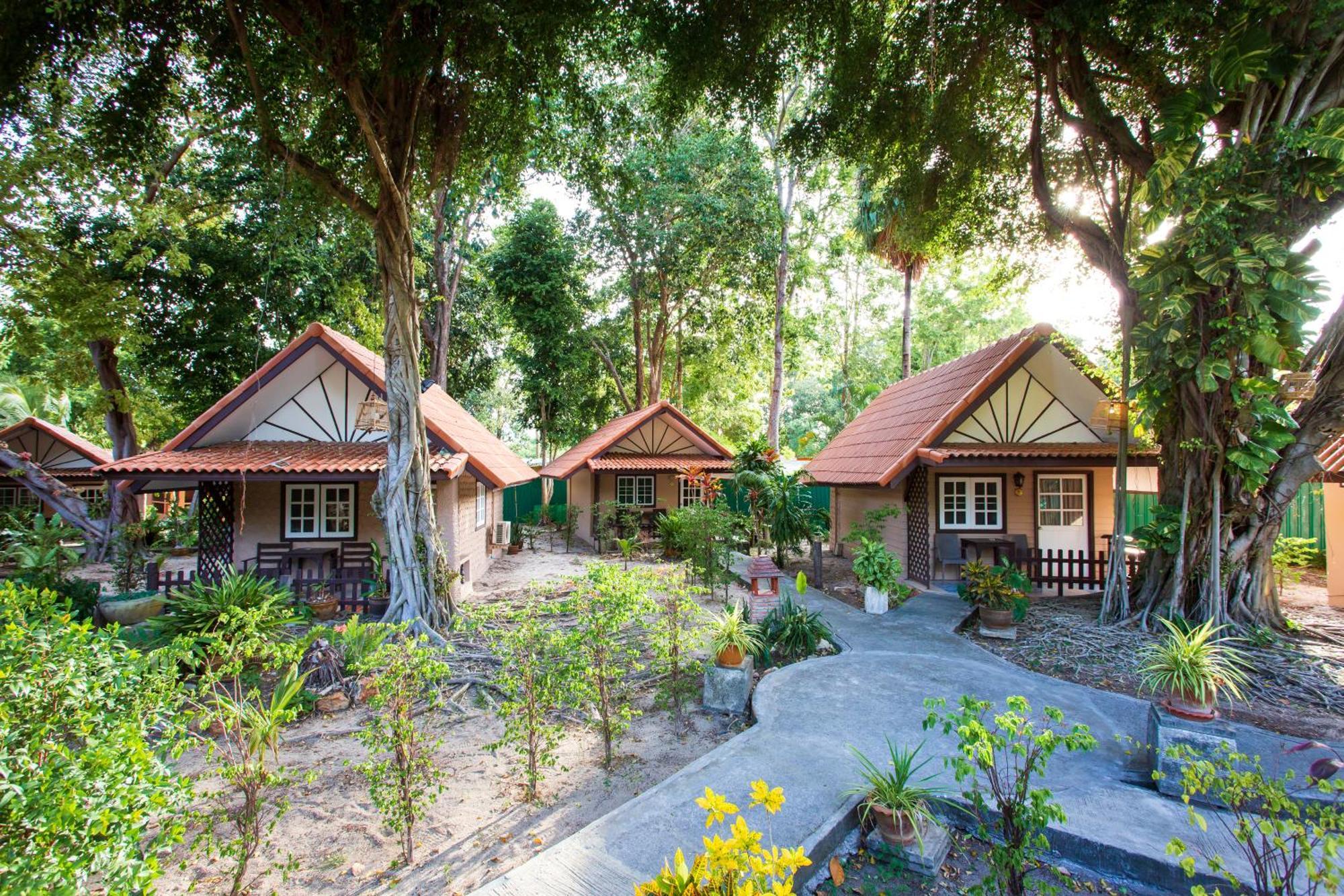 Harry'S Bungalows Mae Nam Exterior photo